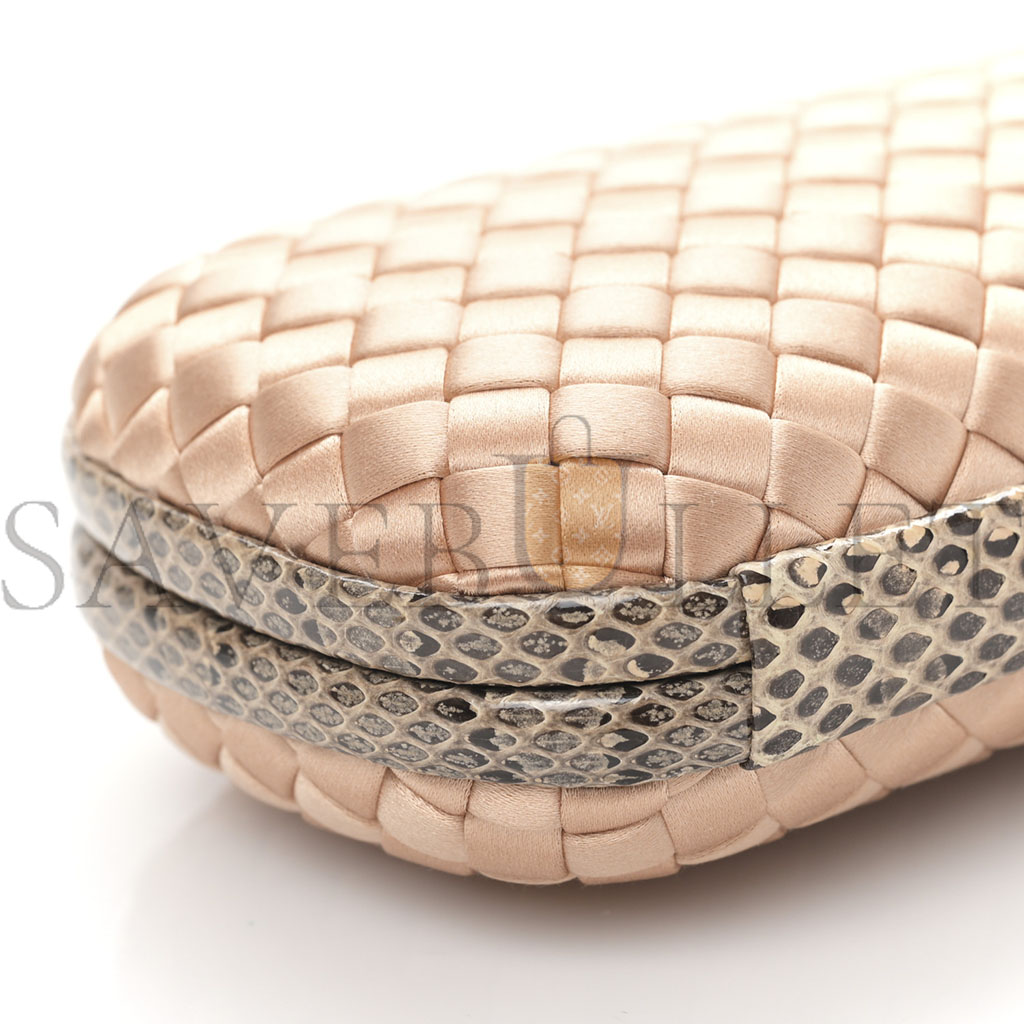 BOTTEGA VENETA SATIN INTRECCIO IMPERO AYERS KNOT CLUTCH FLAMINGO (19*13*5cm)