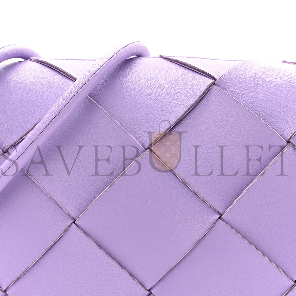 BOTTEGA VENETA LAMBSKIN MAXI INTRECCIATO SMALL CASSETTE CAMERA BAG WISTERIA  (22*14*7cm)