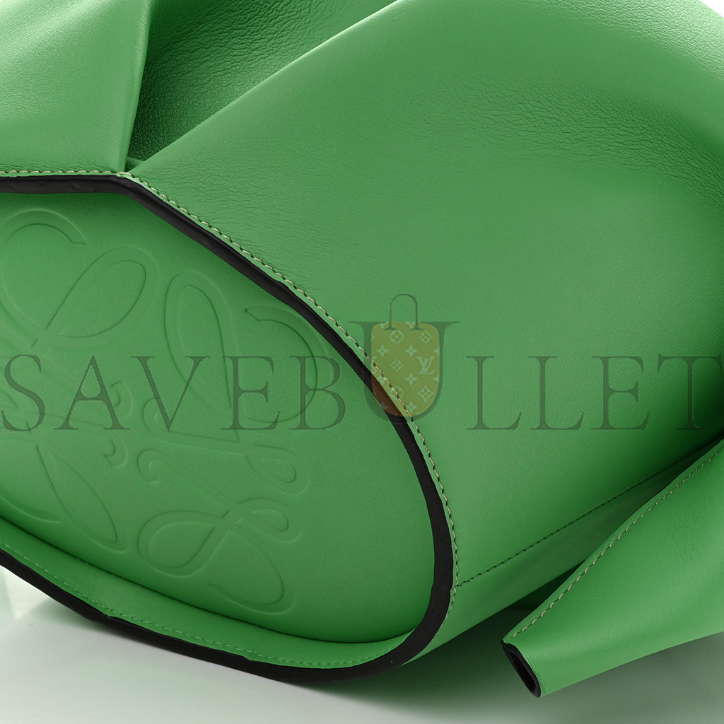 LOEWE CALFSKIN LARGE ELEPHANT CROSSBODY BAG APPLE GREEN (20*15*14cm)