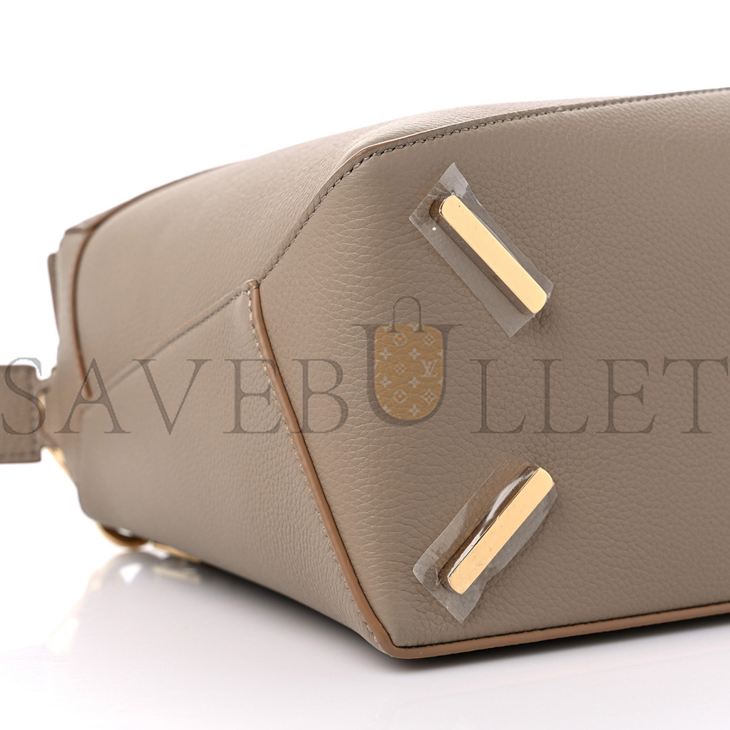 LOEWE GRAINED CALFSKIN SMALL PUZZLE EDGE BAG SAND (24*16.5*10.5cm)