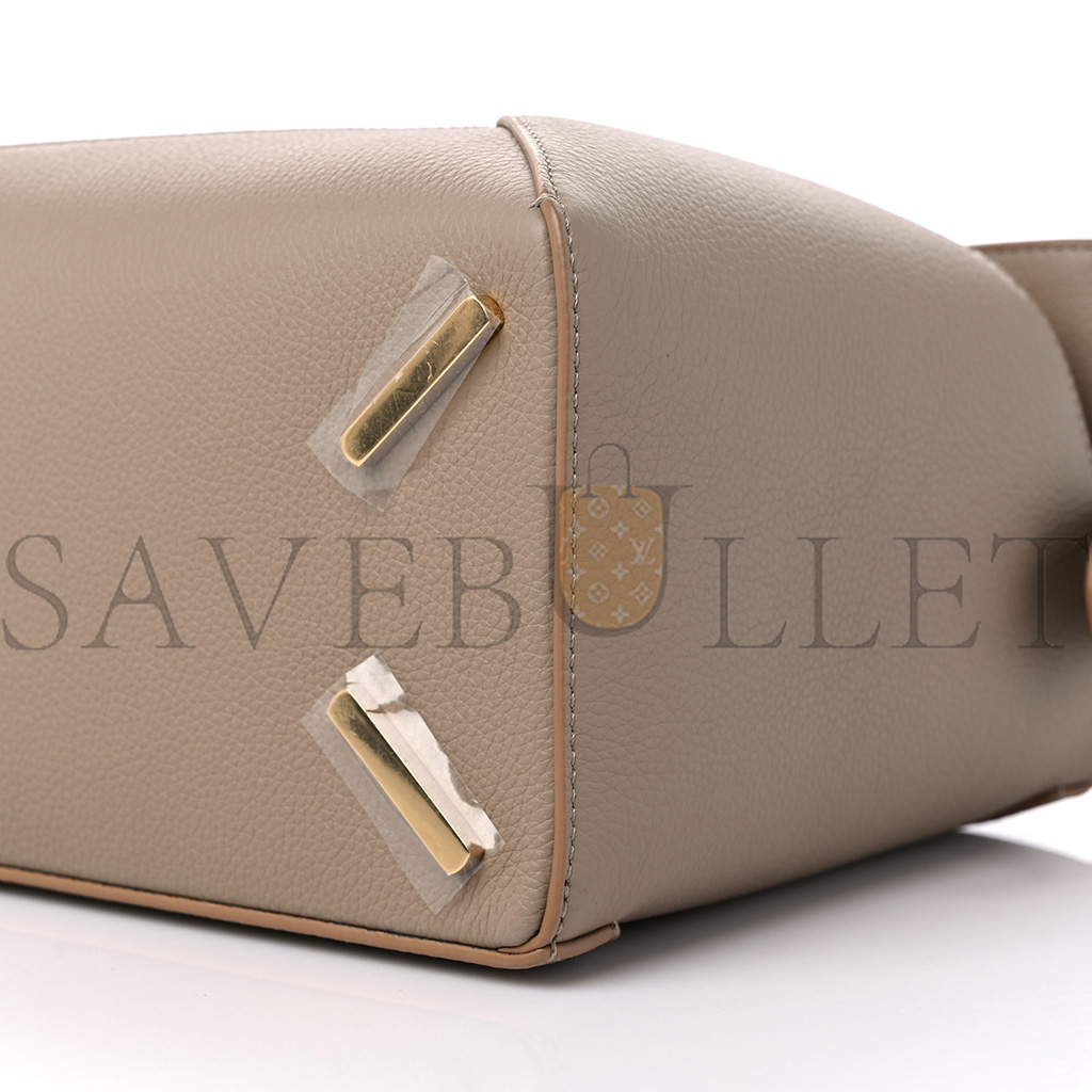 LOEWE GRAINED CALFSKIN SMALL PUZZLE EDGE BAG SAND (24*16.5*10.5cm)